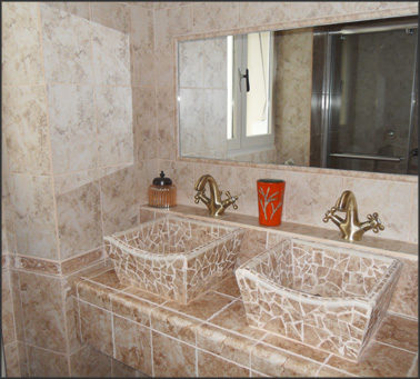 Salle de bain de la chambre Pondichéry